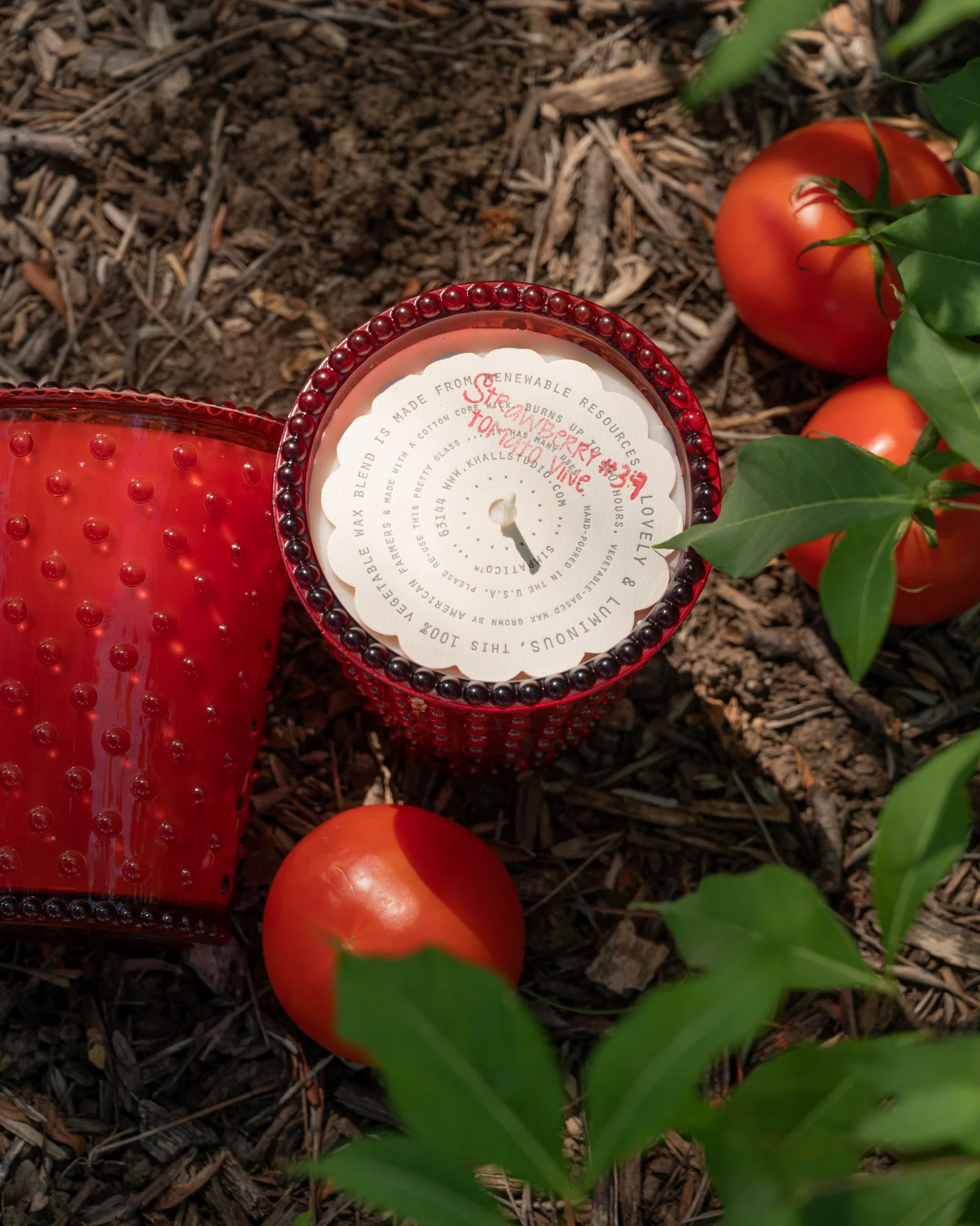 HOBNAIL CANDLE-STRAWBERRY TOMATO VINE
