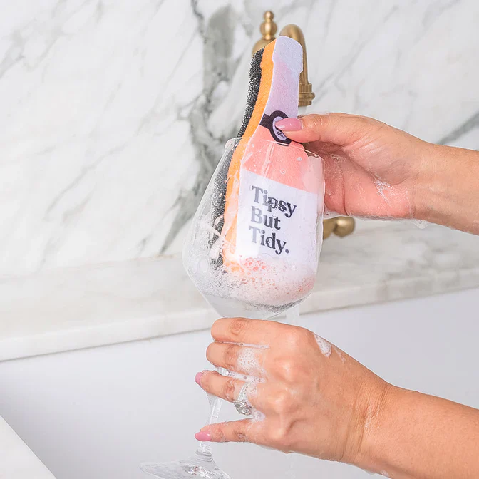 TIPSY BUT TIDY SPONGE