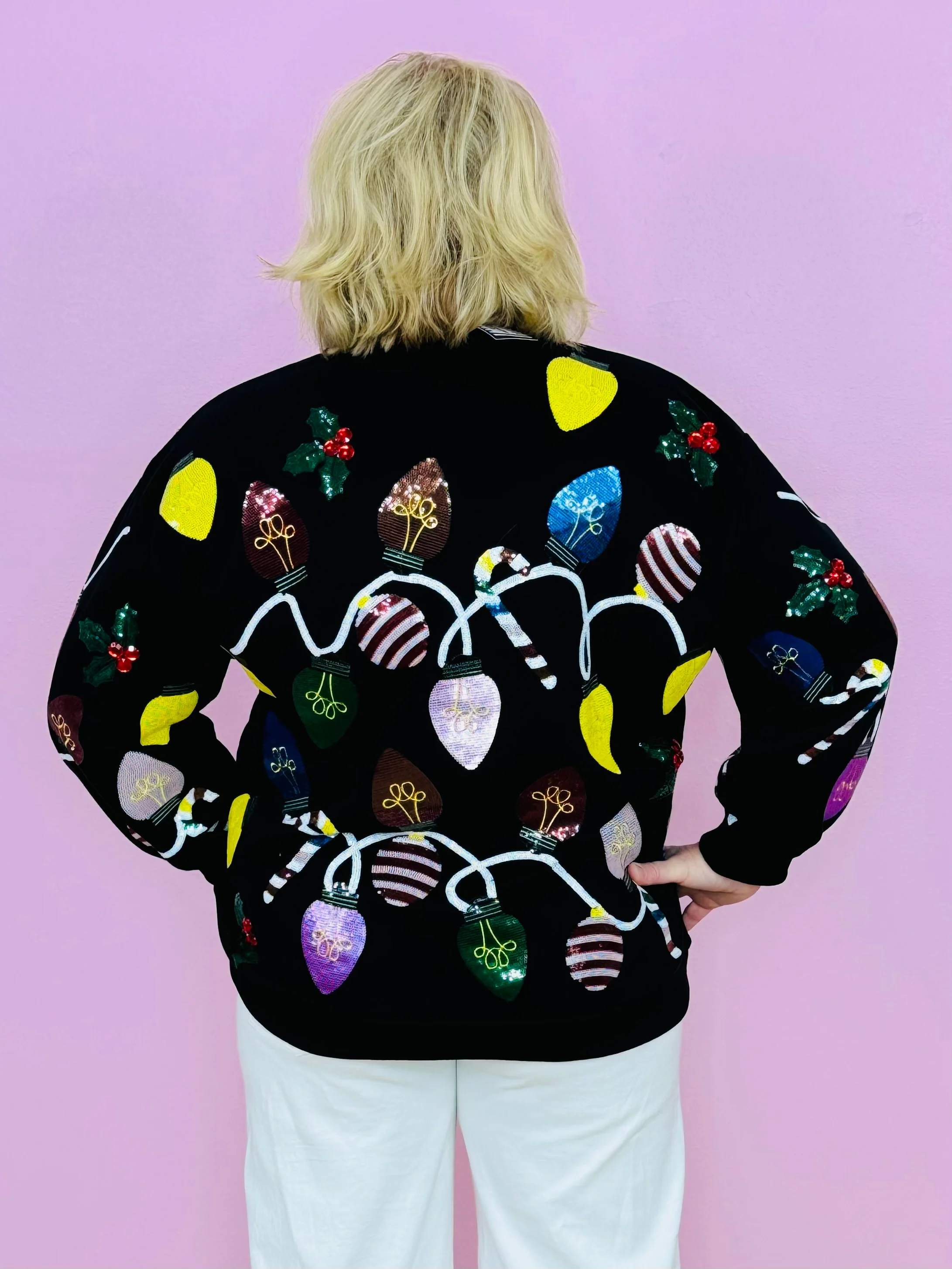 BLACK CHRISTMAS LIGHTS SWEATSHIRT-PLUS