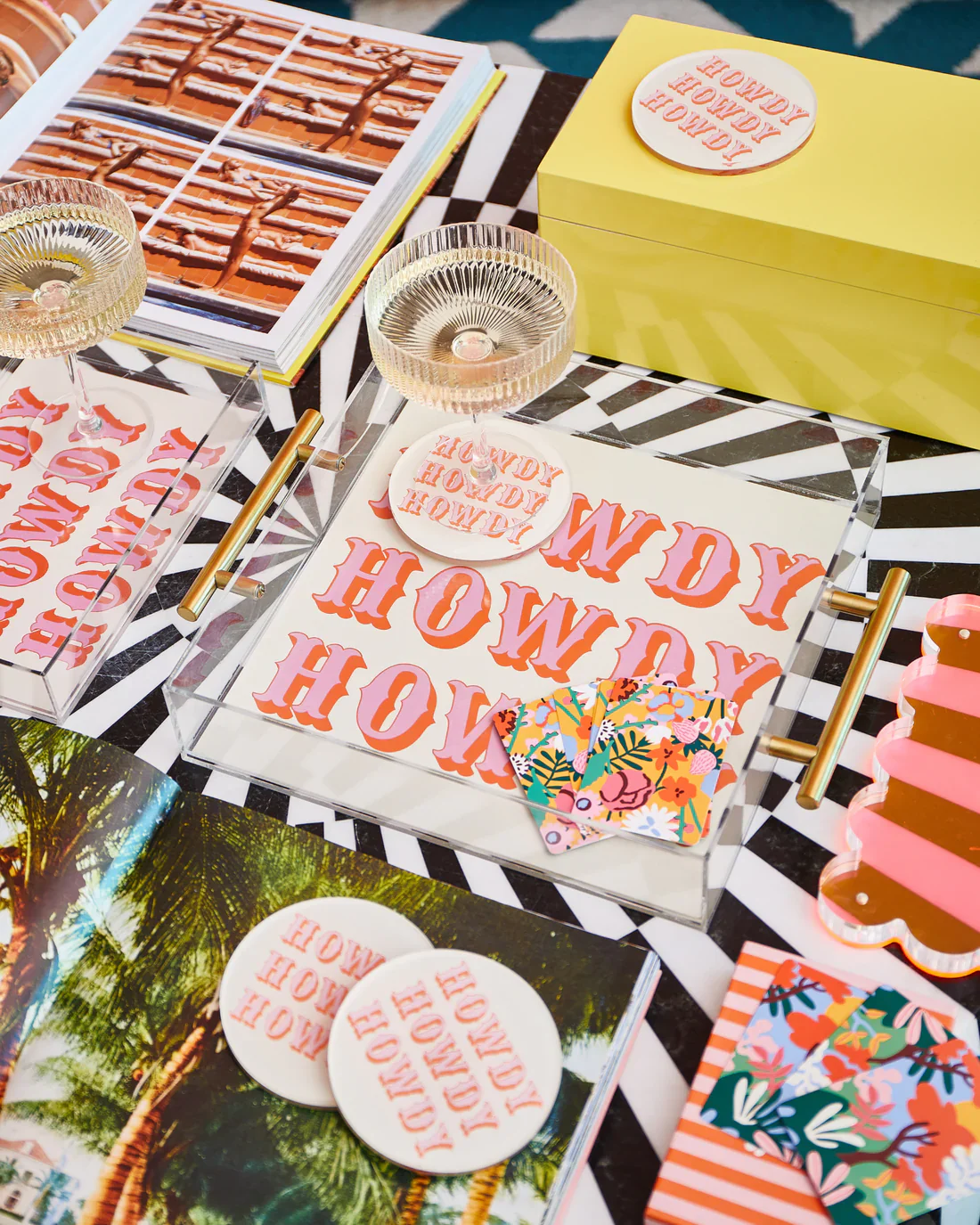 HOWDY ACRYLIC TRAY-LARGE